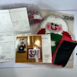 The Creative Circle Latch Hook Kit Mrs. Claus Incomplete Xmas Decor  Grandma VTG